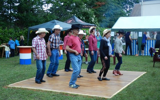 Démonstration Country à la Fête du Village le 15 Juin 2019